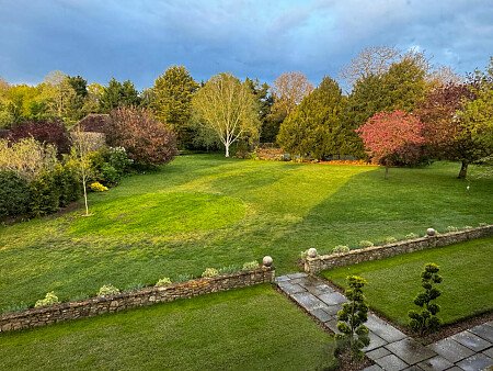 2043 -  filming photoshoot location-090