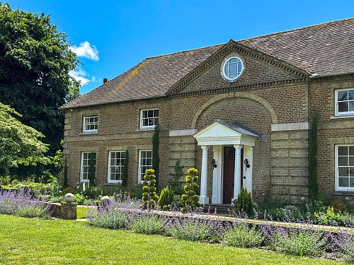 2043 -  filming photoshoot location-092