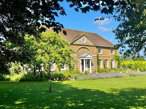 2043 -  filming photoshoot location-100