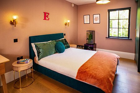 1507 -  filming photoshoot location-30