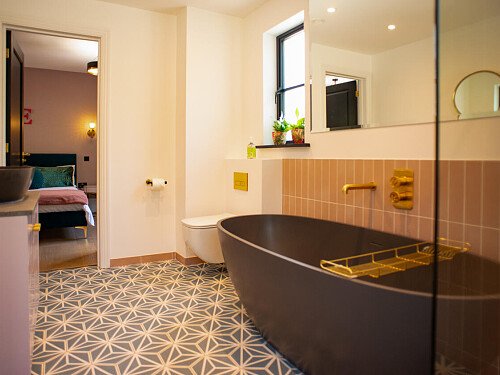 1507 -  filming photoshoot location-34