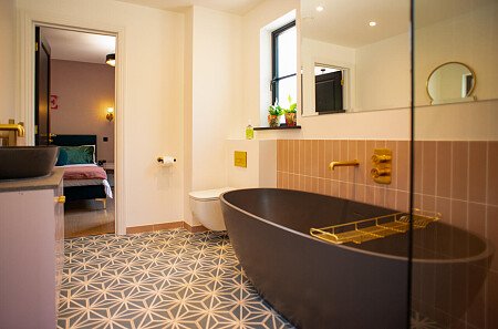 1507 -  filming photoshoot location-34