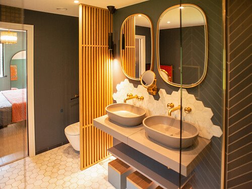 1507 -  filming photoshoot location-41