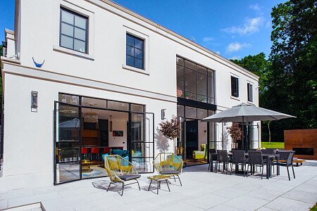 1507 -  filming photoshoot location-44