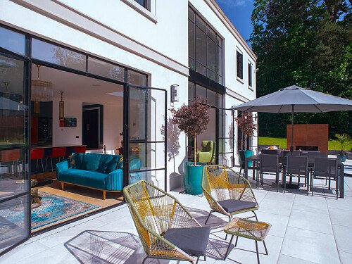 1507 -  filming photoshoot location-45