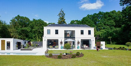 1507 -  filming photoshoot location-50