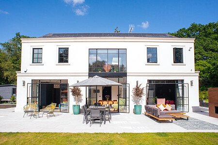 1507 -  filming photoshoot location-51