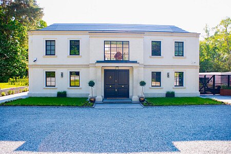 1507 -  filming photoshoot location-54