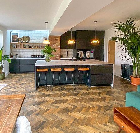 1650 - Filming Locations Locations Direct -3