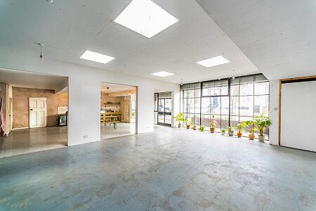 0503 - filming photoshoot location-02