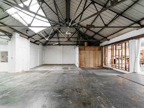 0503 - filming photoshoot location-05