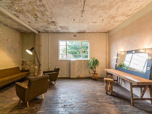 0503 - filming photoshoot location-06