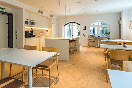 1822 -  filming photoshoot location-05