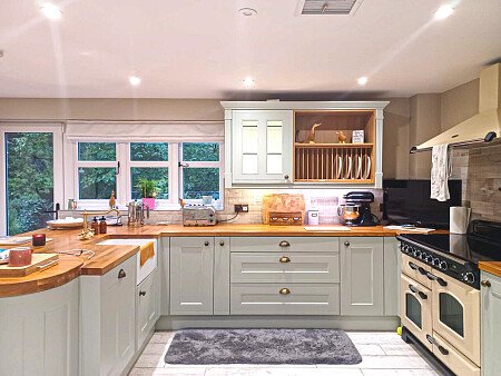 1903 -  filming photoshoot location-03