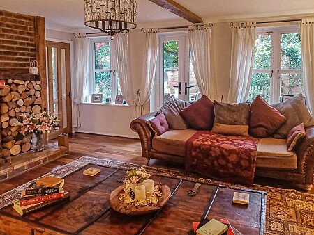 1903 -  filming photoshoot location-02