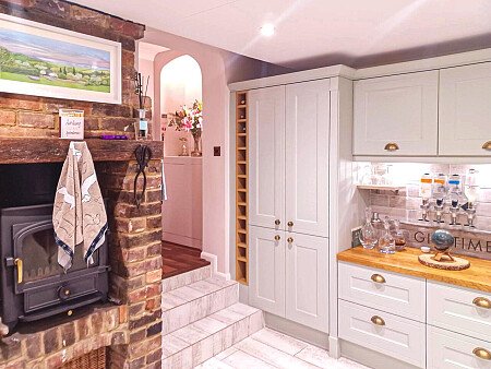 1903 -  filming photoshoot location-08