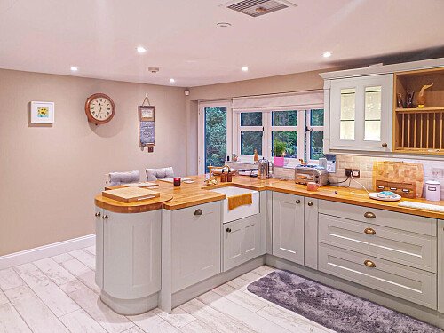 1903 -  filming photoshoot location-10