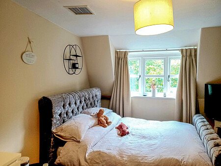 1903 -  filming photoshoot location-59