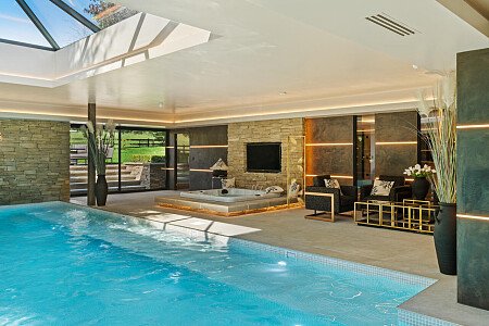 Trees Modern  - Filming Locations Locations Direct -01