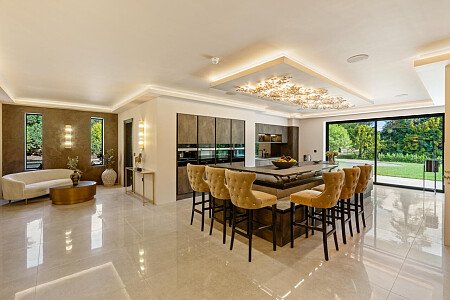 Trees Modern  - Filming Locations Locations Direct -03