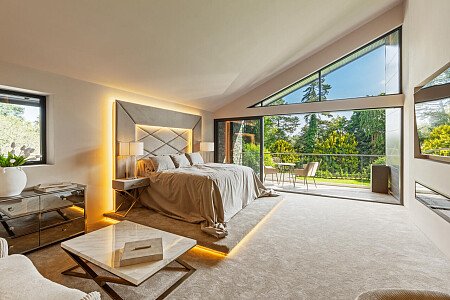 Trees Modern  - Filming Locations Locations Direct -04