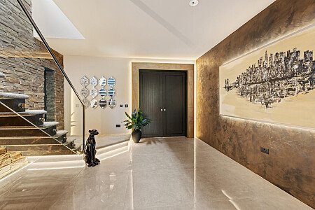 Trees Modern  - Filming Locations Locations Direct -10