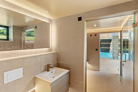 Trees Modern  - Filming Locations Locations Direct -16