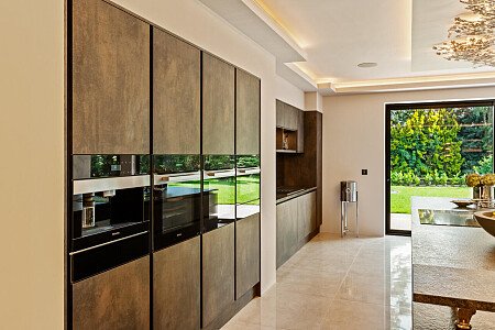 Trees Modern  - Filming Locations Locations Direct -28