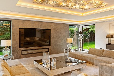 Trees Modern  - Filming Locations Locations Direct -30