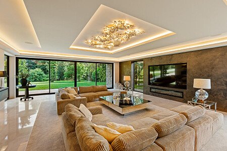 Trees Modern  - Filming Locations Locations Direct -32