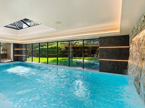 Trees Modern  - Filming Locations Locations Direct -44