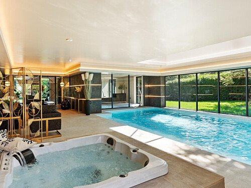 Trees Modern  - Filming Locations Locations Direct -45