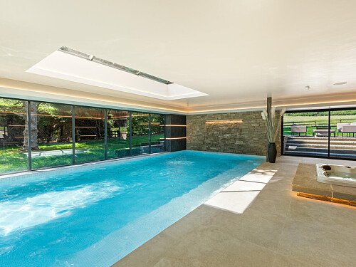 Trees Modern  - Filming Locations Locations Direct -48