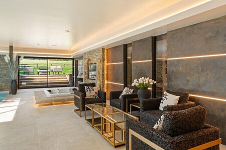 Trees Modern  - Filming Locations Locations Direct -47