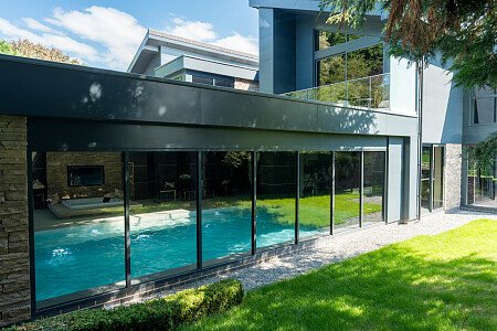 Trees Modern  - Filming Locations Locations Direct -50