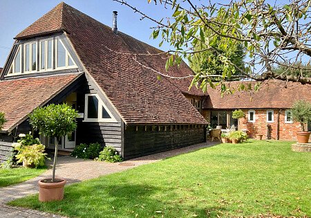 Beams Cottage  - Filming Locations Locations Direct -02