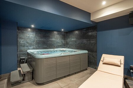 Hill House  - Filming Locations Locations Direct -094