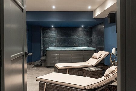 Hill House  - Filming Locations Locations Direct -095