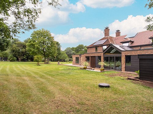 Hill House  - Filming Locations Locations Direct -100