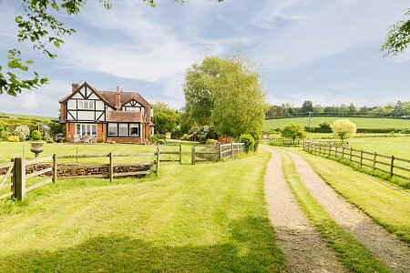 Lower House   - Filming Locations Locations Direct -004