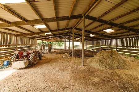 Lower House   - Filming Locations Locations Direct -005