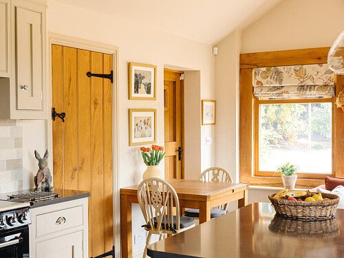 Lower House   - Filming Locations Locations Direct -012