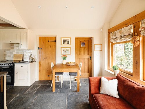 Lower House   - Filming Locations Locations Direct -018