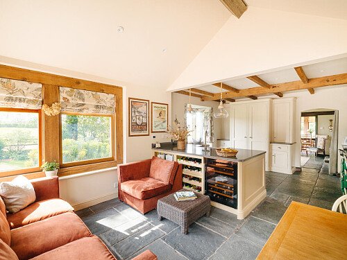 Lower House   - Filming Locations Locations Direct -017