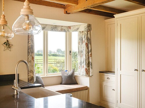 Lower House   - Filming Locations Locations Direct -019