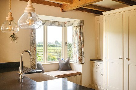 Lower House   - Filming Locations Locations Direct -019