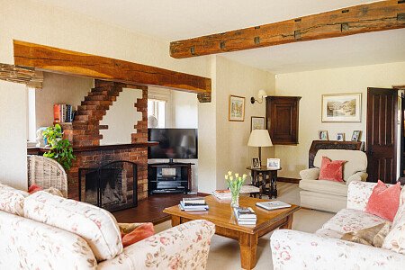 Lower House   - Filming Locations Locations Direct -032