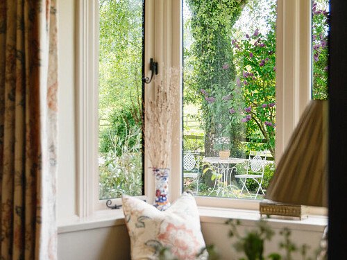 Lower House   - Filming Locations Locations Direct -044