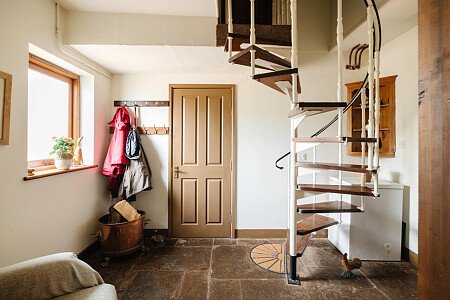 Lower House   - Filming Locations Locations Direct -053