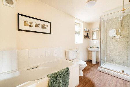 Lower House   - Filming Locations Locations Direct -055